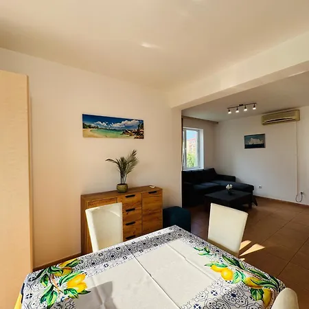 Sunny House 101 One Bedroom * Sunny Beach